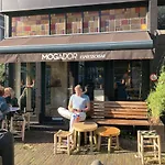 Alojamento de Acomodação e Pequeno-almoço Guesthouseone