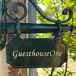 Bed & Breakfast Guesthouseone Haarlem
