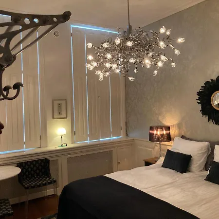 Guesthouseone Bed & Breakfast