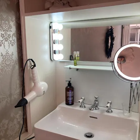 Guesthouseone Haarlem