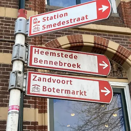 Guesthouseone Bed & Breakfast 4*